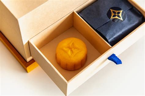 louis vuitton mooncakes|luxury mooncake gift box.